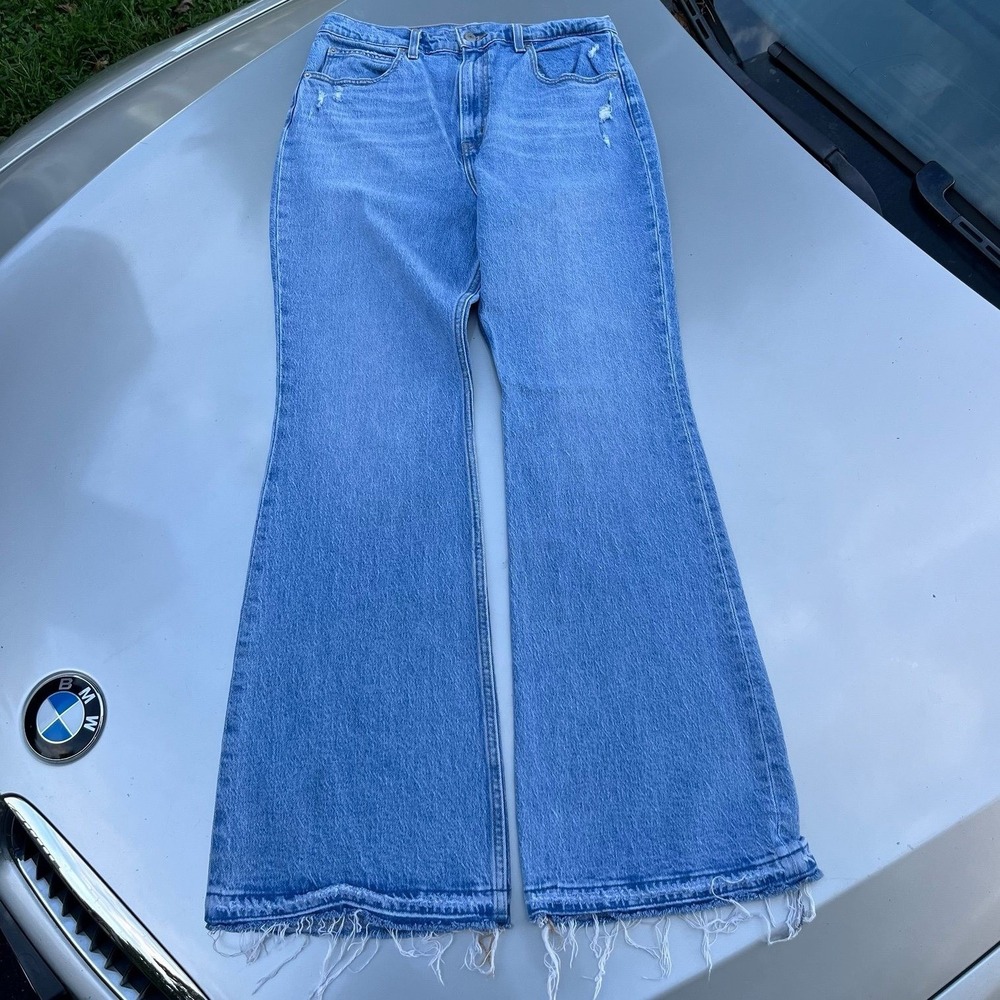 Levi's Big E 70s high rise premium blue jeans